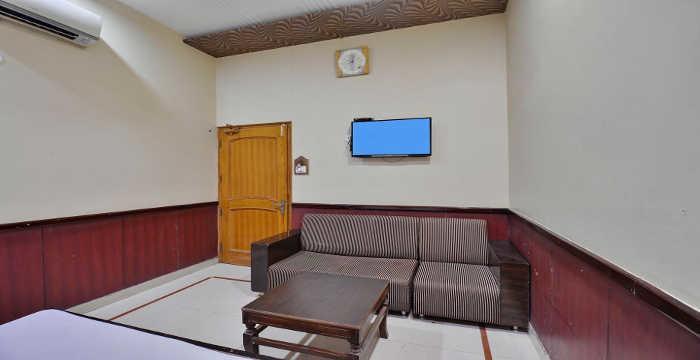 Rc Inn Sirsa Exterior foto